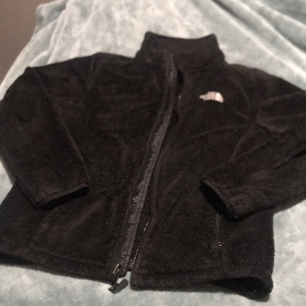 North face fuzzy fleece jacket